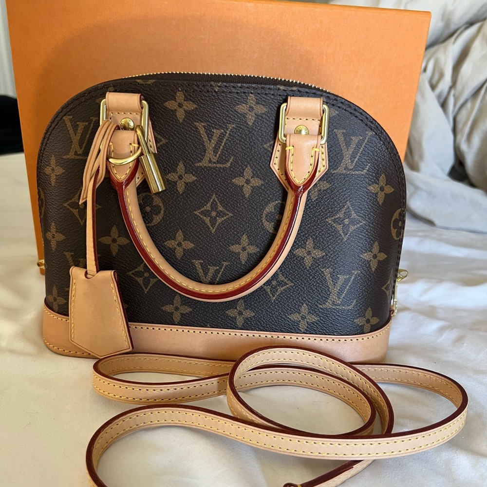 Louis Vuitton Bag. Alma BB